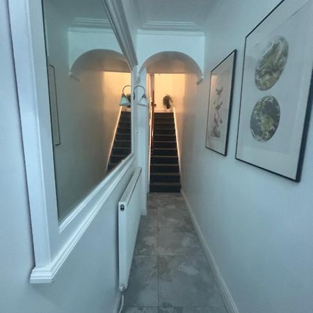 Precise Homes Ltd Вулвергемптон Екстериор снимка